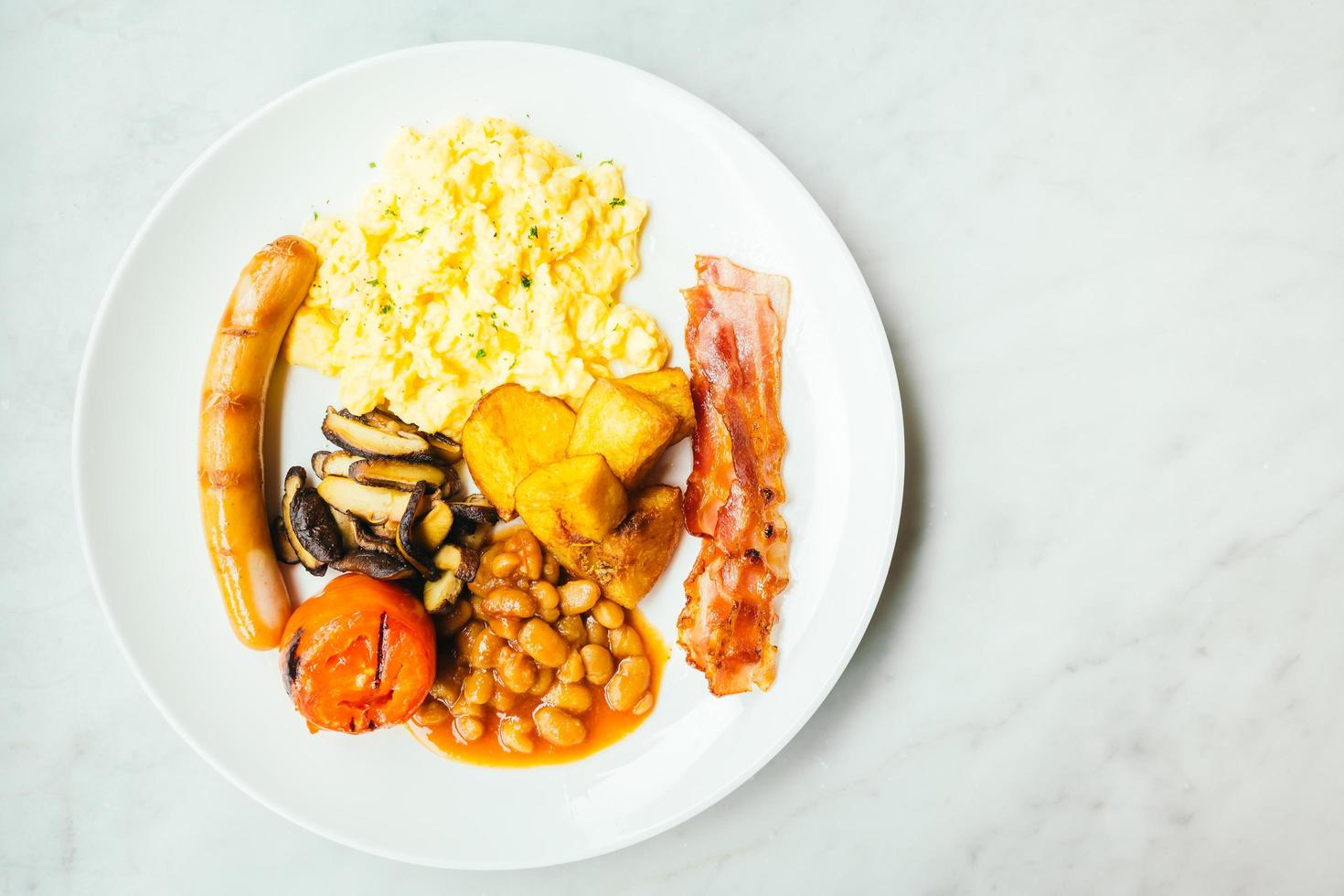 plato de desayuno inglés foto