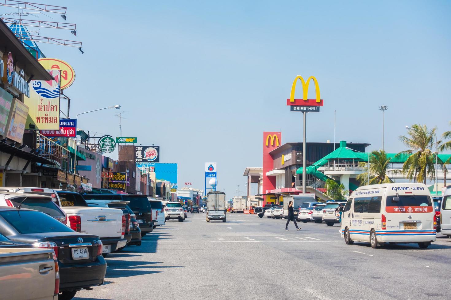 chonburi, tailandia 20 de enero de 2018 área de descanso alrededor de la autopista en tailandia foto