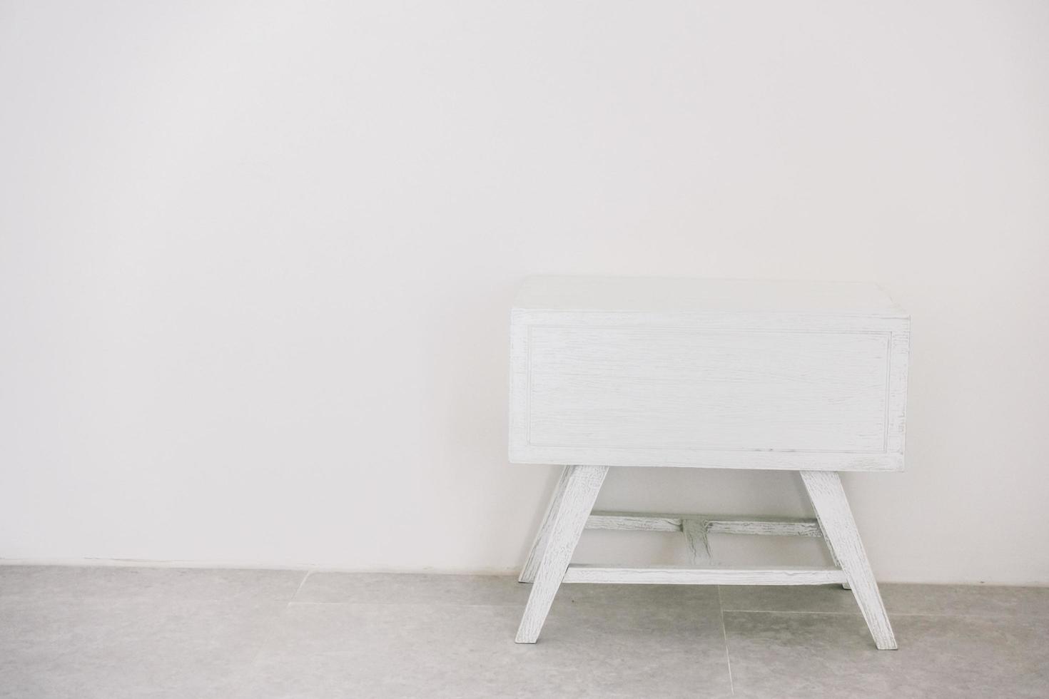 Empty white table photo