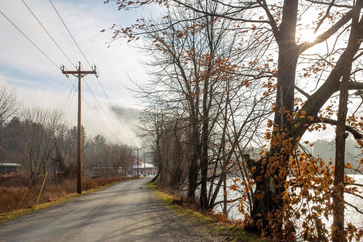 brumoso día de diciembre en el sur de vermont foto