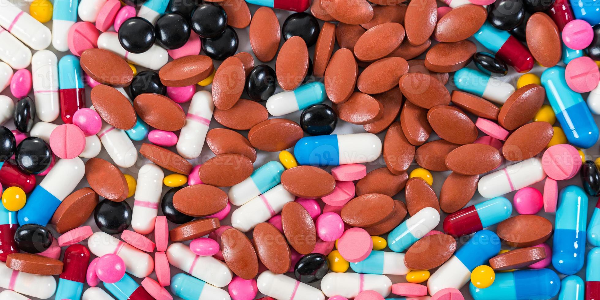 Muchos tipos de medicamentos píldoras cápsulas antecedentes foto