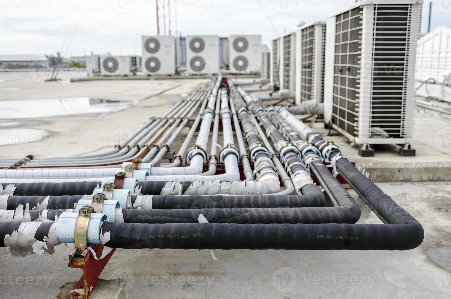 tubería del sistema de aire acondicionado foto