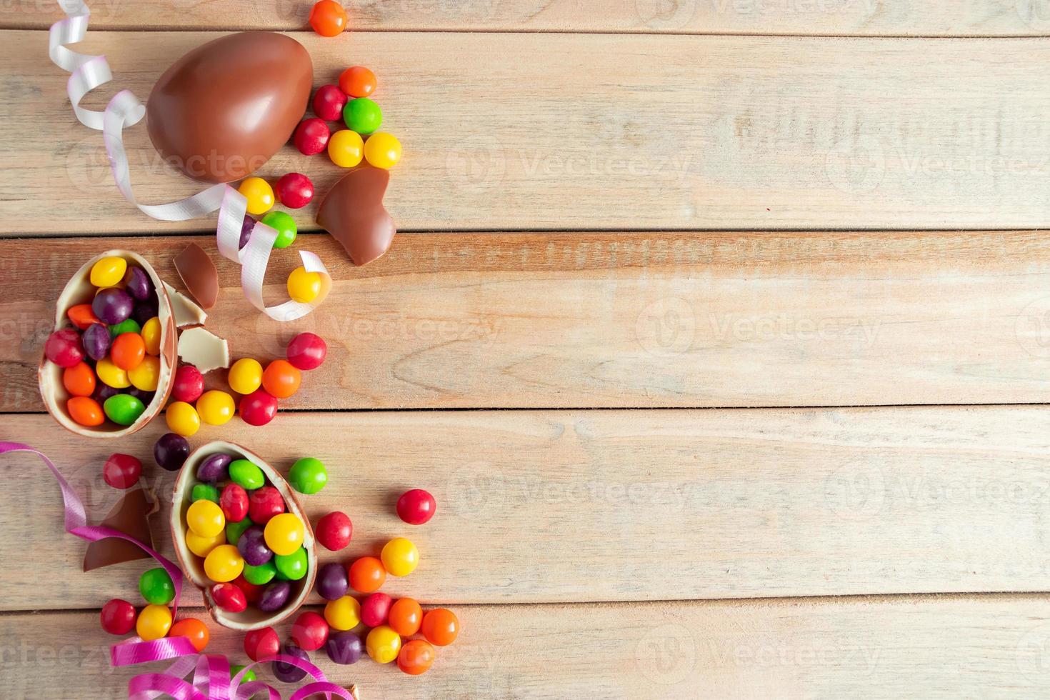 huevos de chocolate para vacaciones de pascua foto