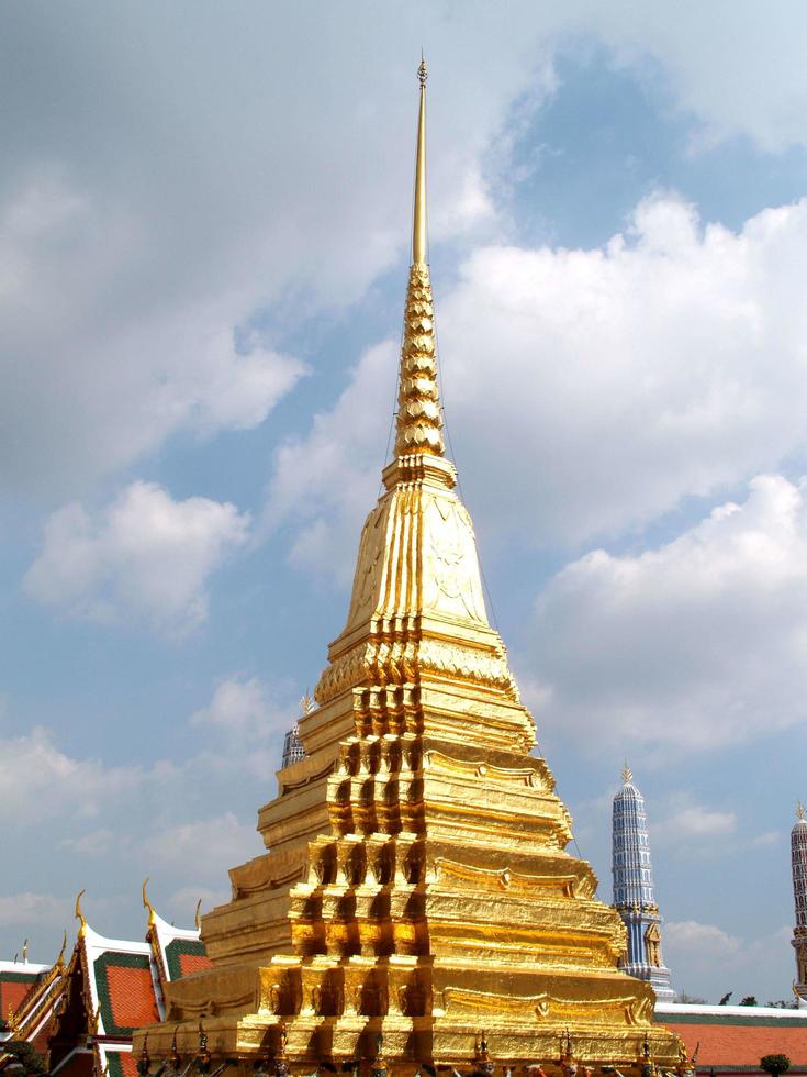 Templo de Wat Phra Kaew en Bangkok, Tailandia foto