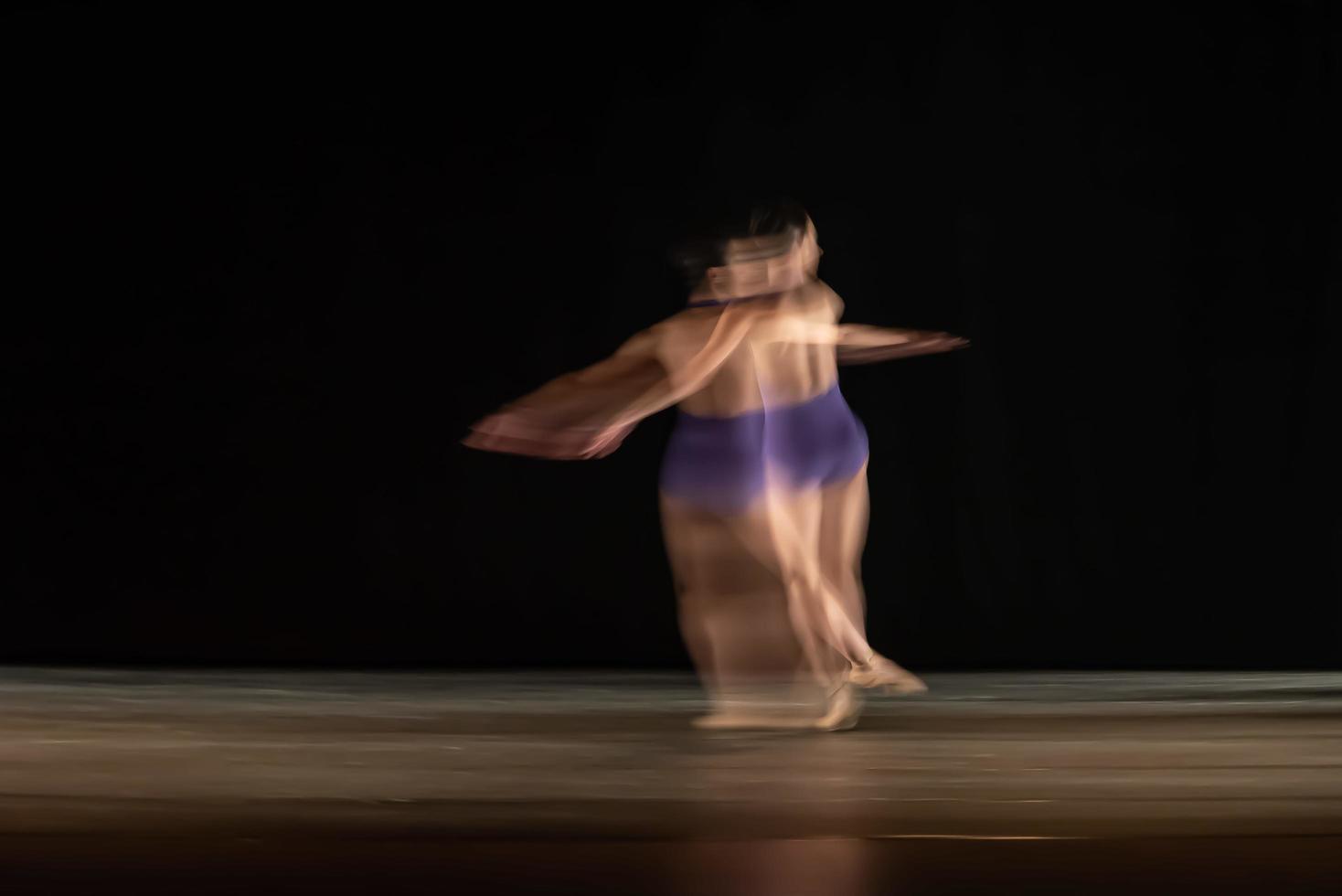 el movimiento abstracto de la danza foto