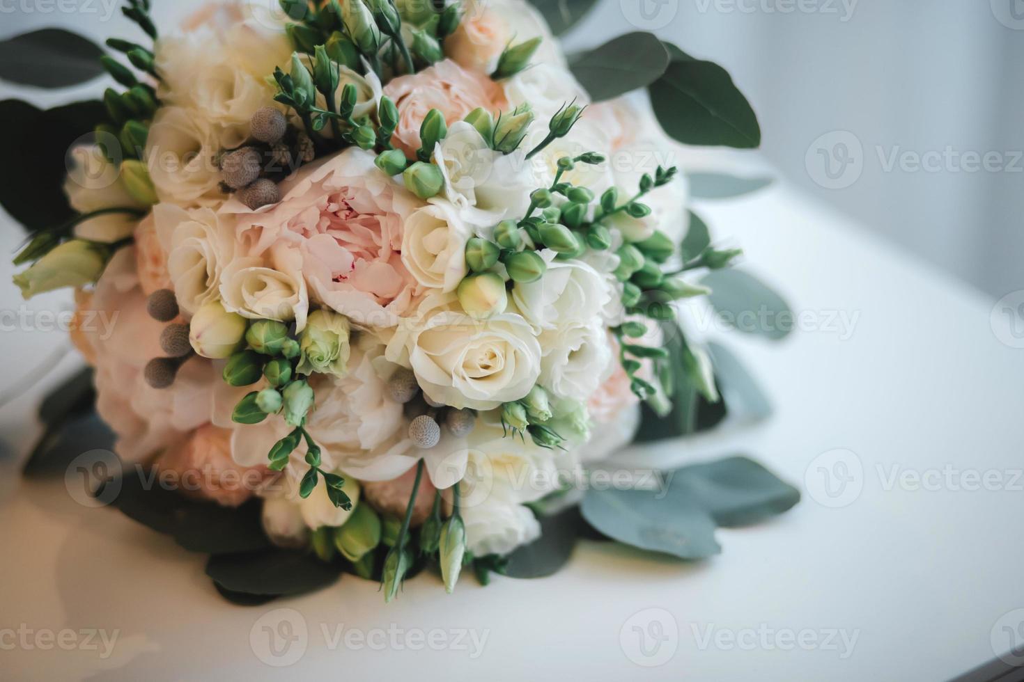 Beautiful wedding bouquet photo