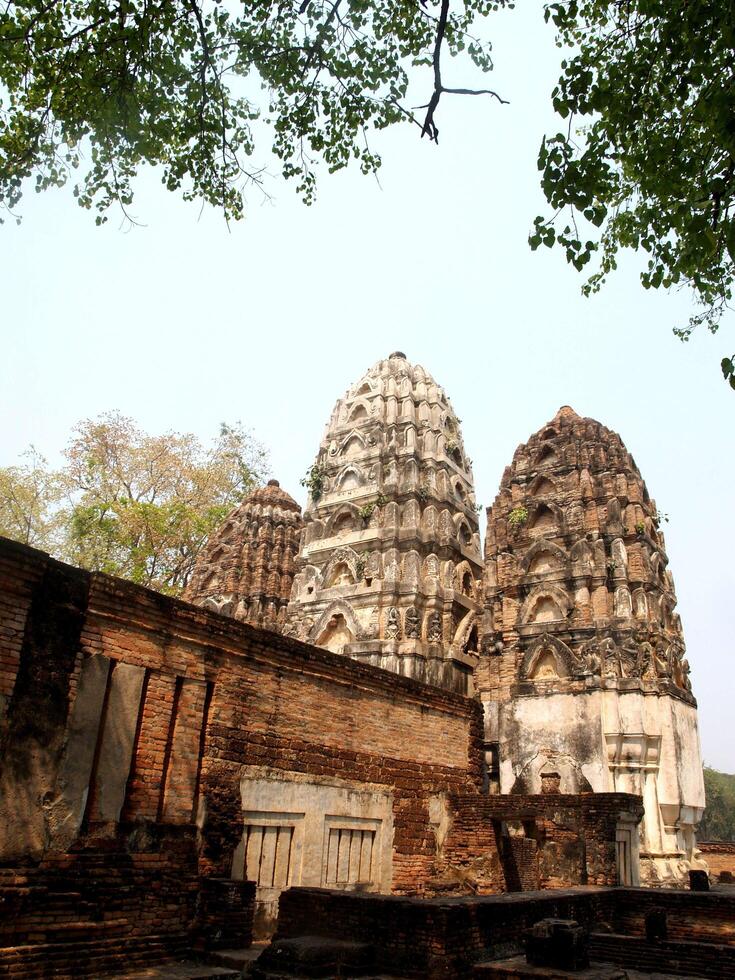 parque histórico de sukhothai tailandia foto