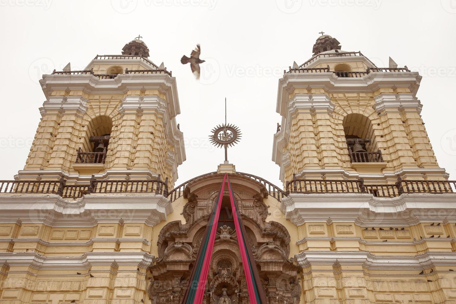 monasterio de san francisco en lima peru foto