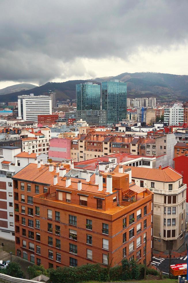 paisaje urbano de la ciudad de bilbao españa destino de viaje foto