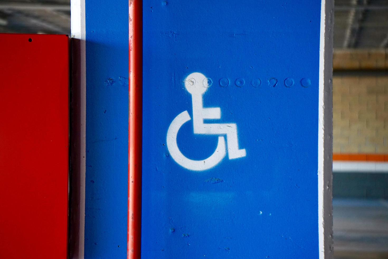 wheelchair traffic signal on the street photo