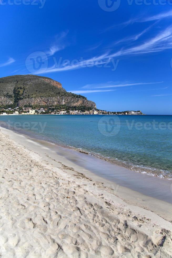 Mondello en Sicilia Italia foto