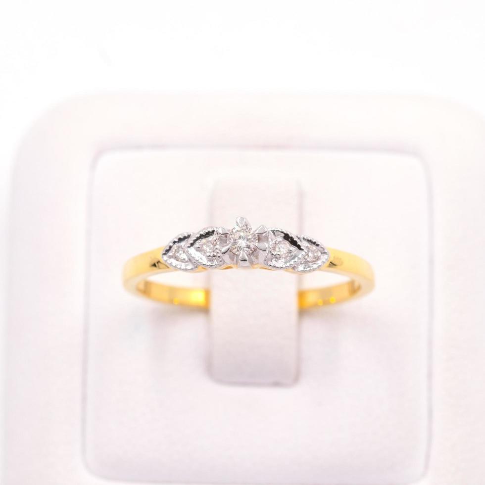 Diamond ring 9k gold photo