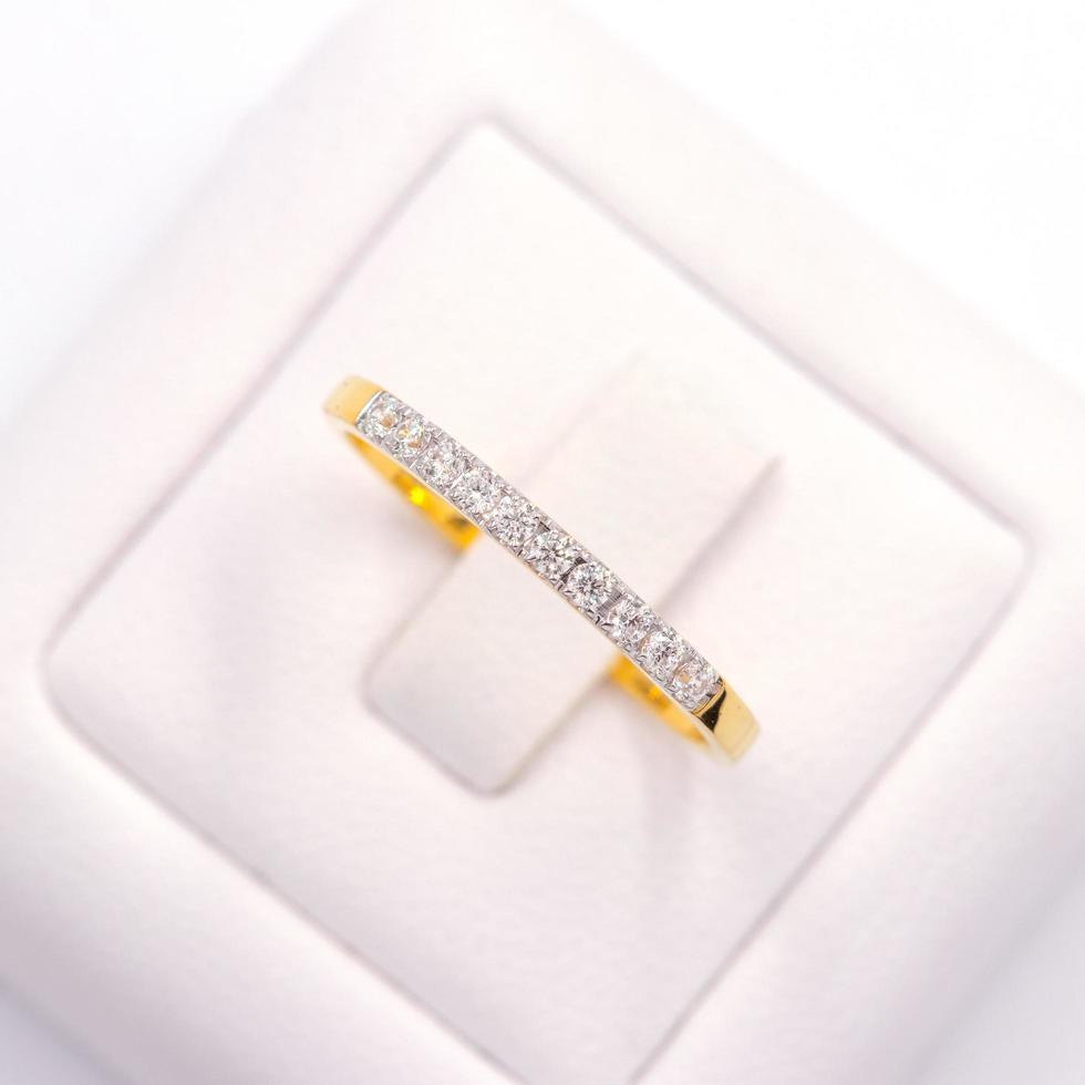 Diamond ring 9k gold photo