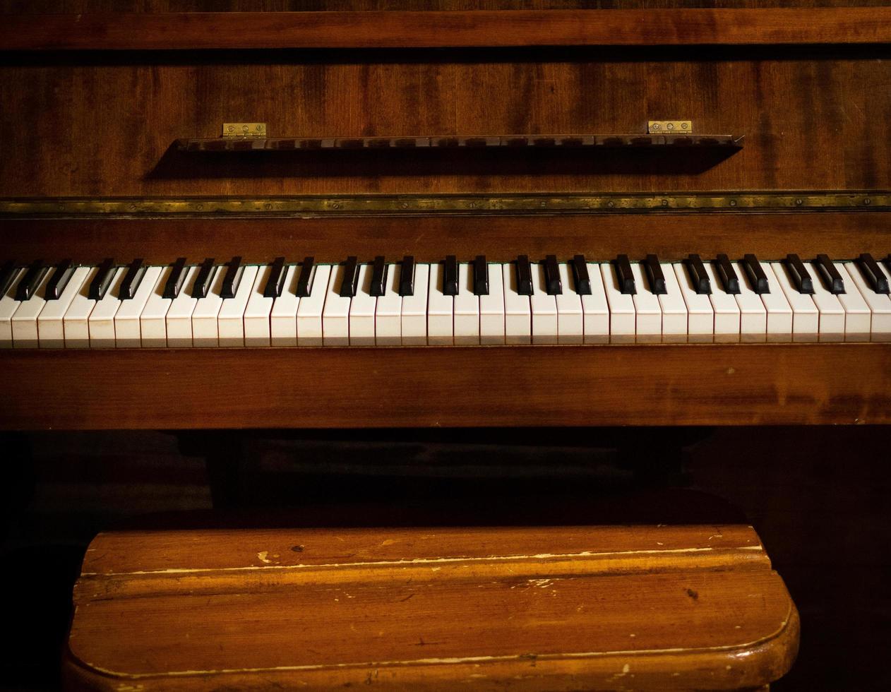 Retro piano for sale photo