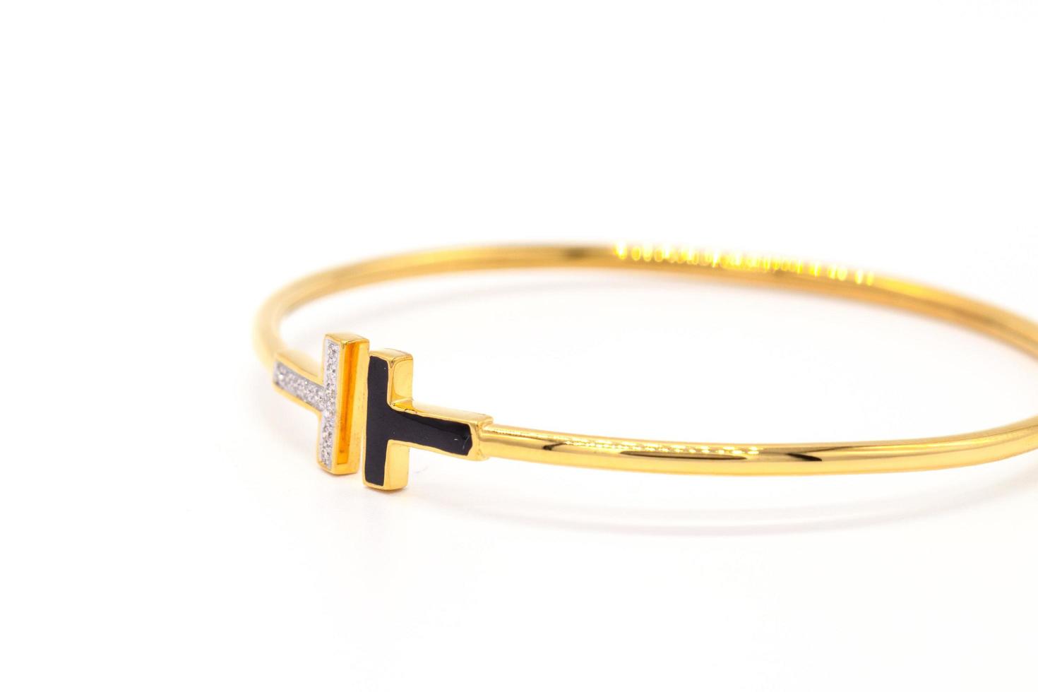 Diamond beacelet 9k gold photo