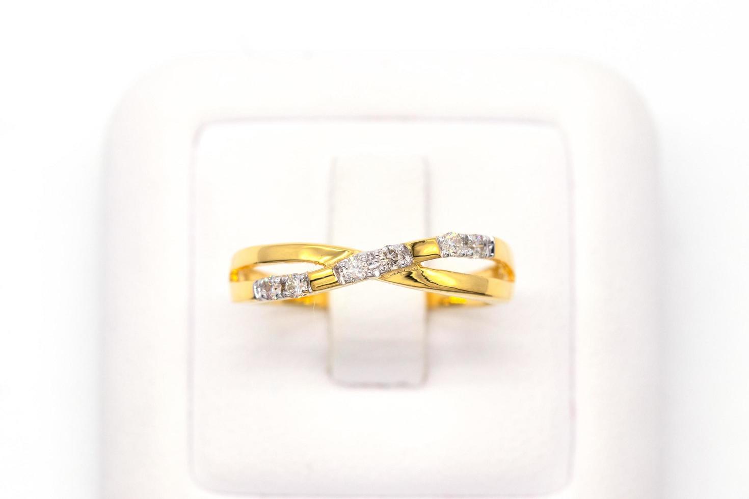 Diamond ring 9k gold photo