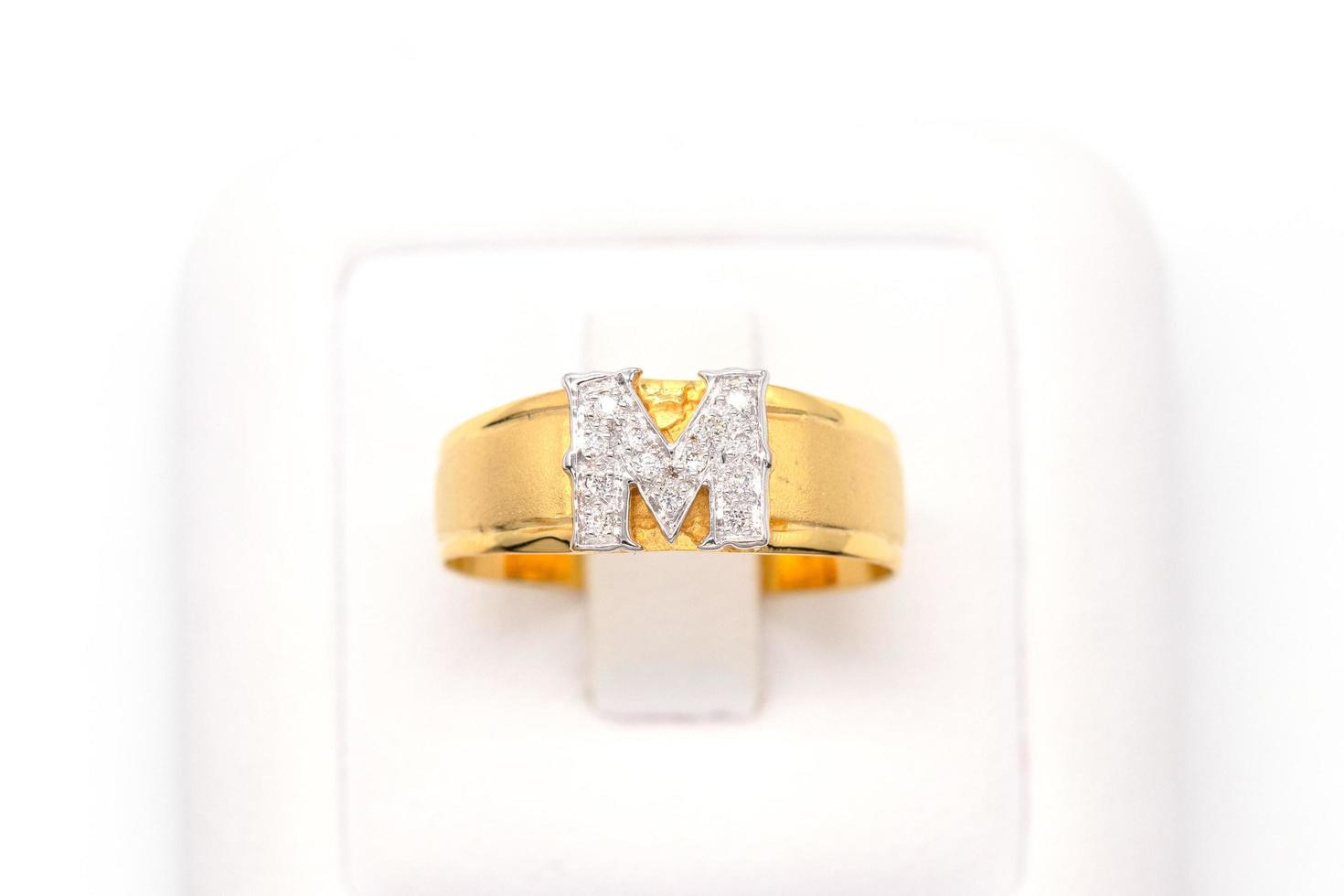 Diamond ring 9k gold photo