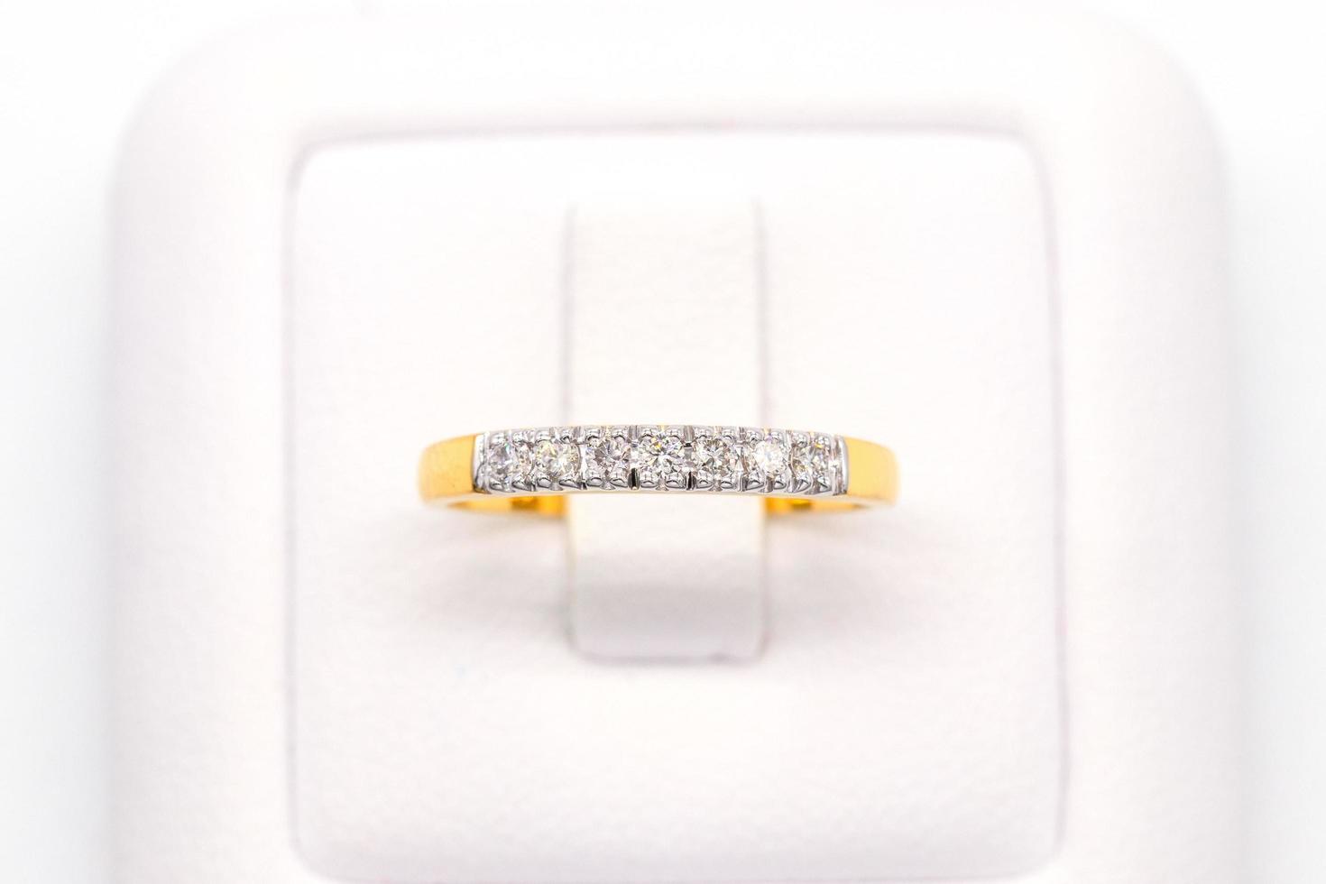 Diamond ring 9k gold photo