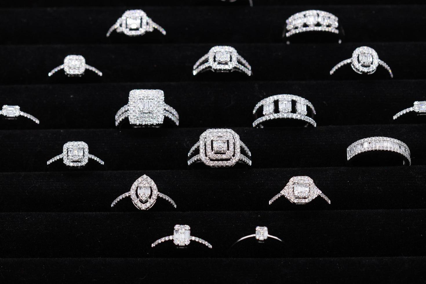 Diamond ring 9k gold photo