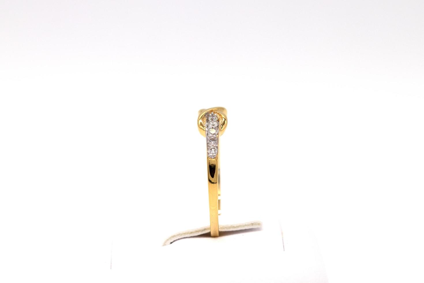 Diamond ring 9k gold photo