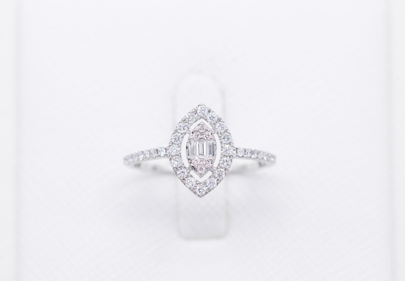 Diamond ring 9k gold photo