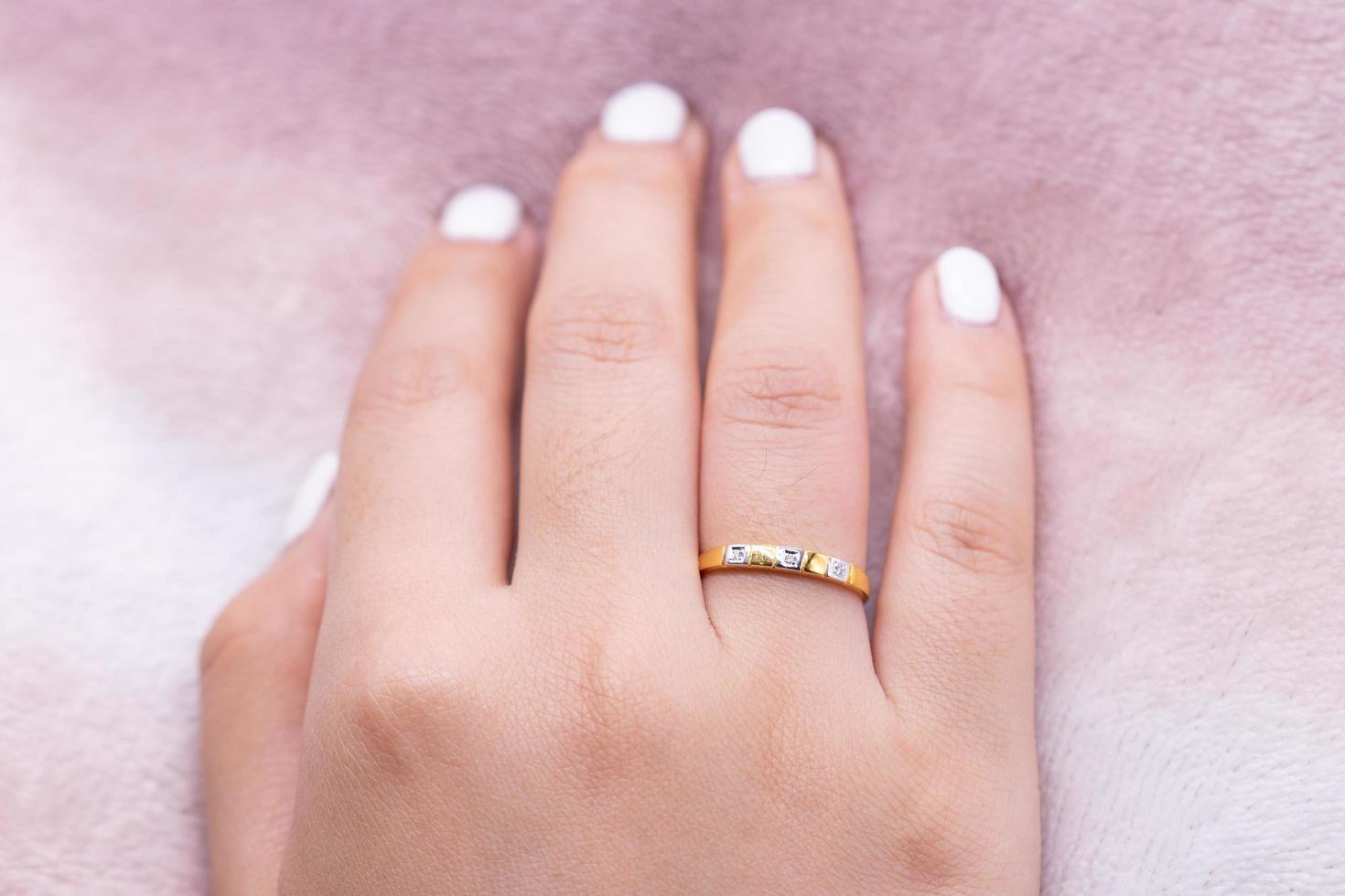 Diamond ring 9k gold photo