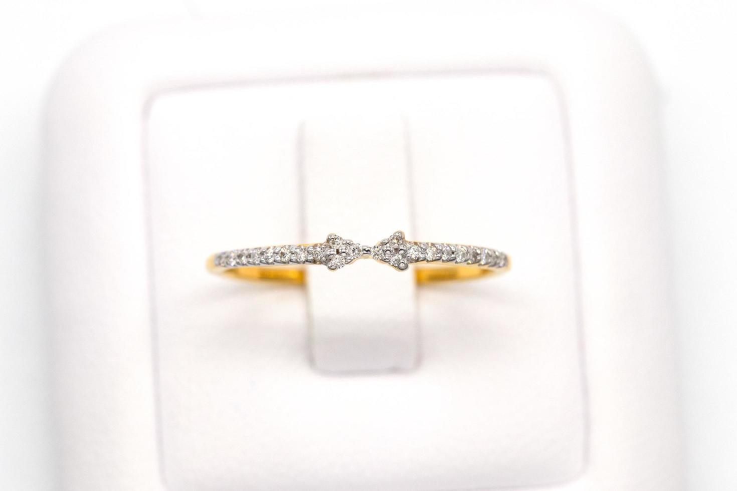 Diamond ring 9k gold photo