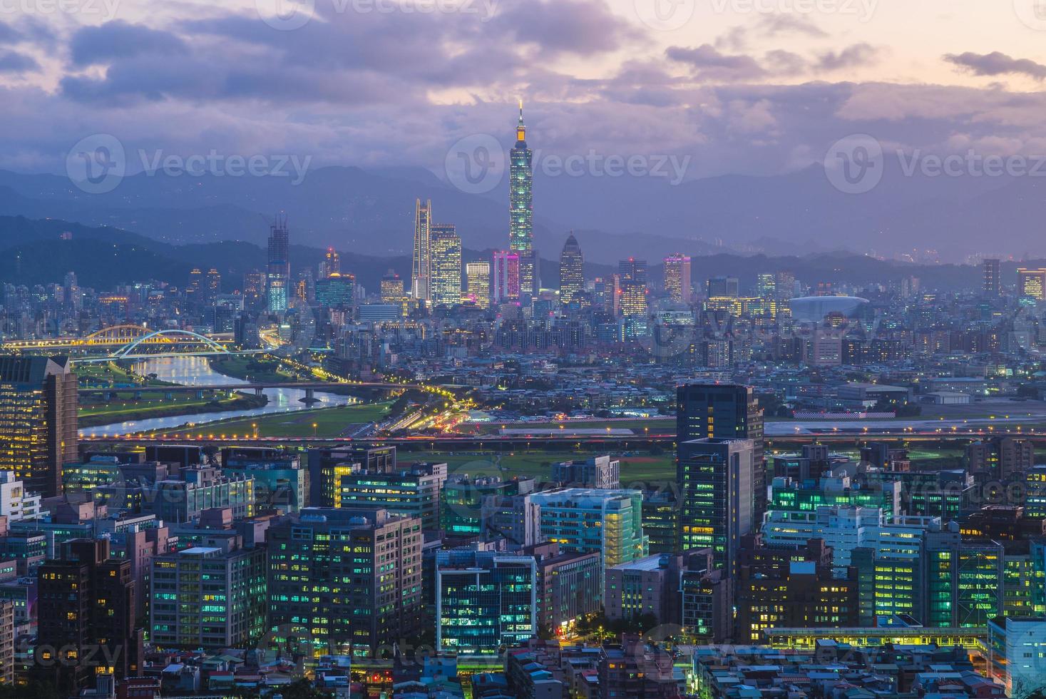 Cityscape of Taipei city in Taiwan at night photo