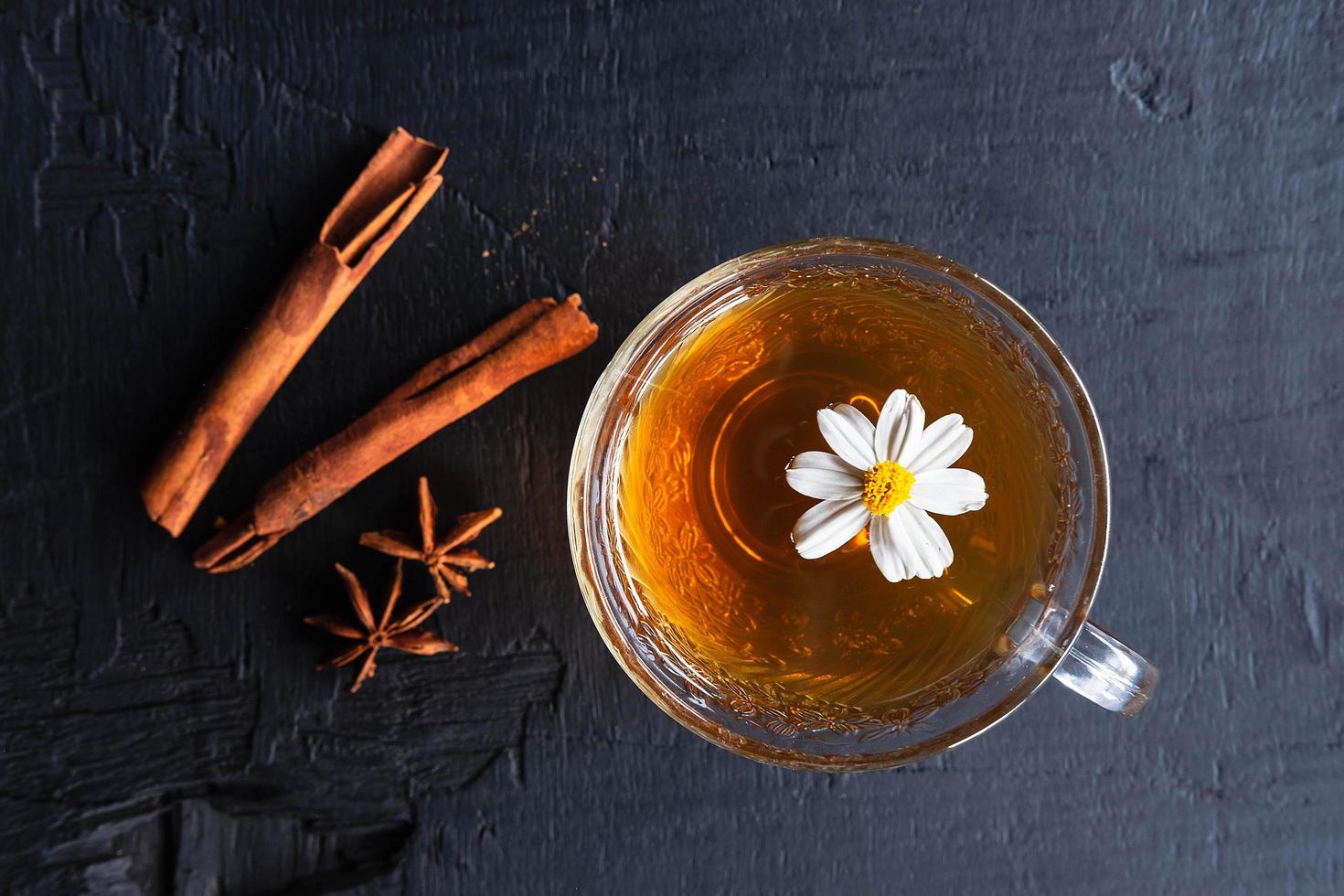 té caliente en una taza, té saludable foto