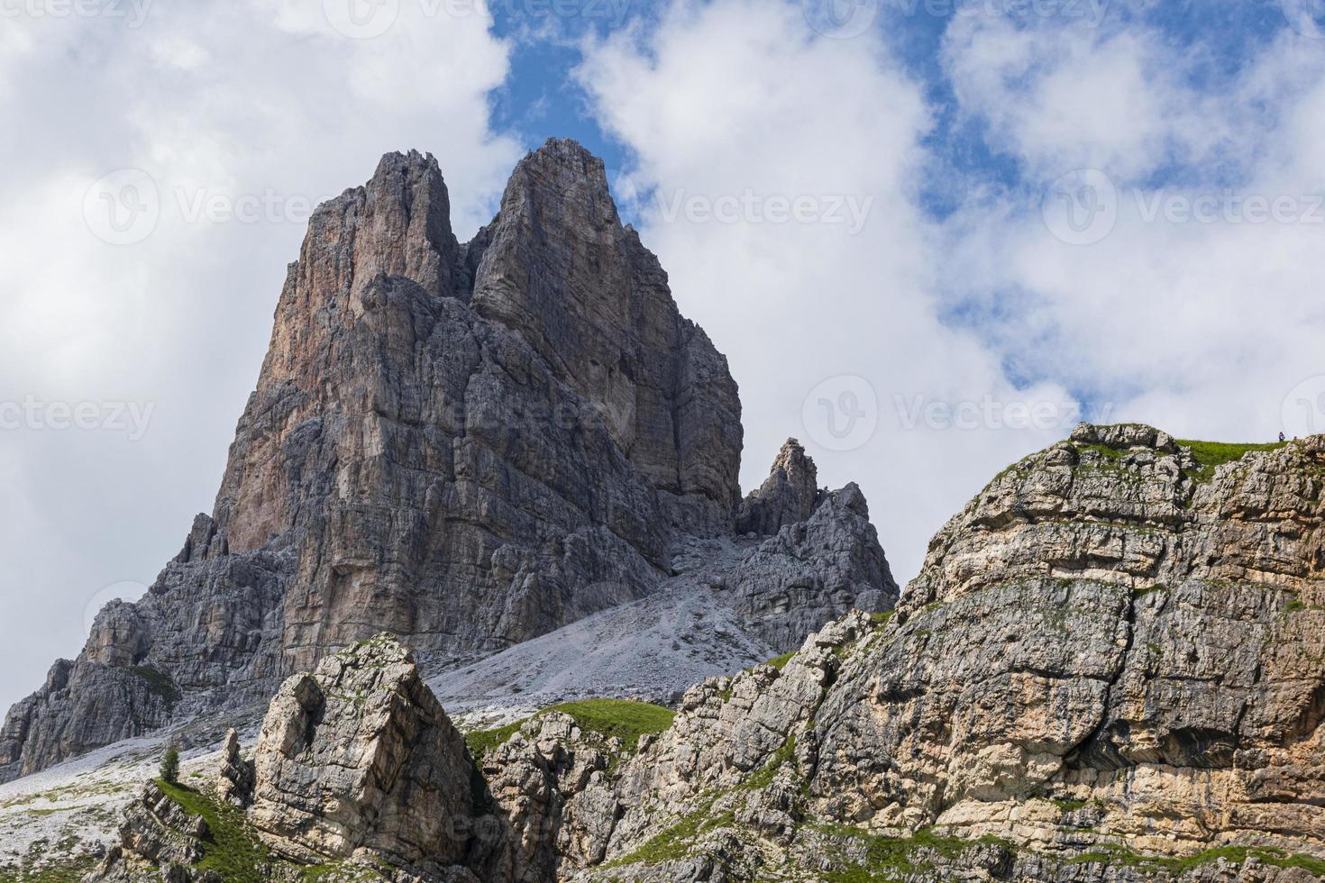 la cumbre del monte averau foto