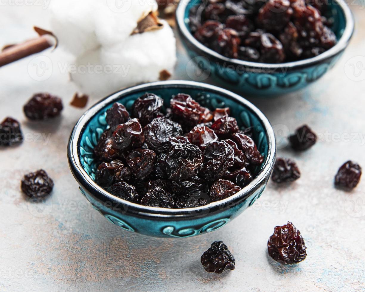 Dried grapes raisins 2458327 Stock Photo at Vecteezy