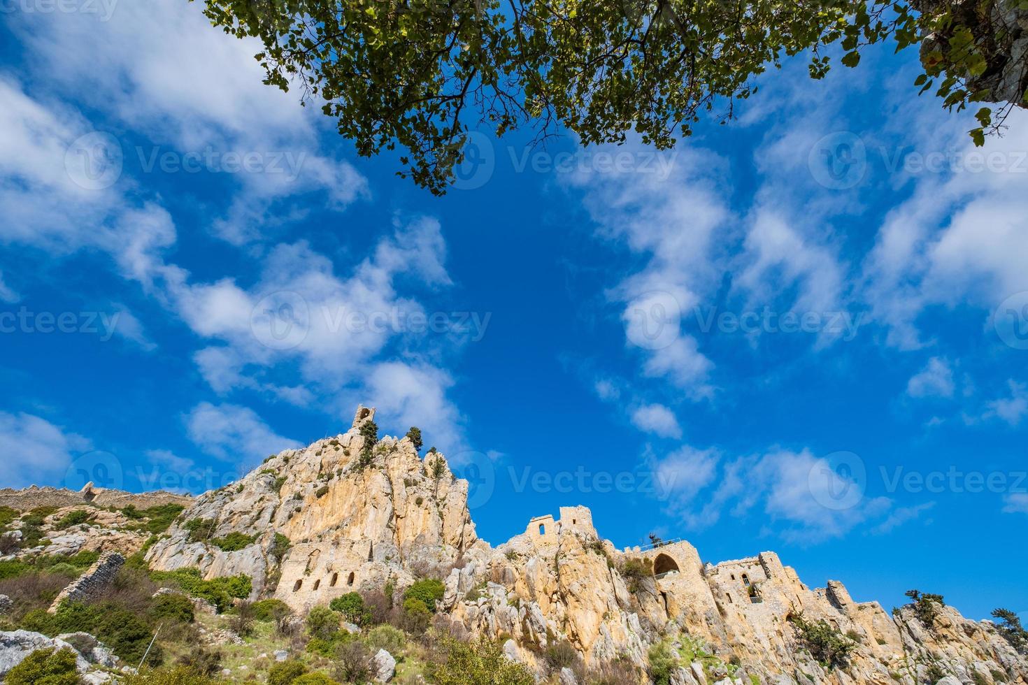 Castillo de San Hilarión en Kyrenia en Chipre foto