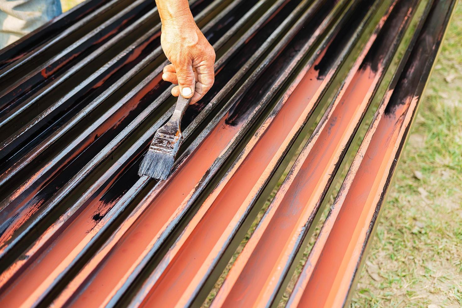 Steel painter painting to prevent rusting 2464662 Stock Photo at Vecteezy