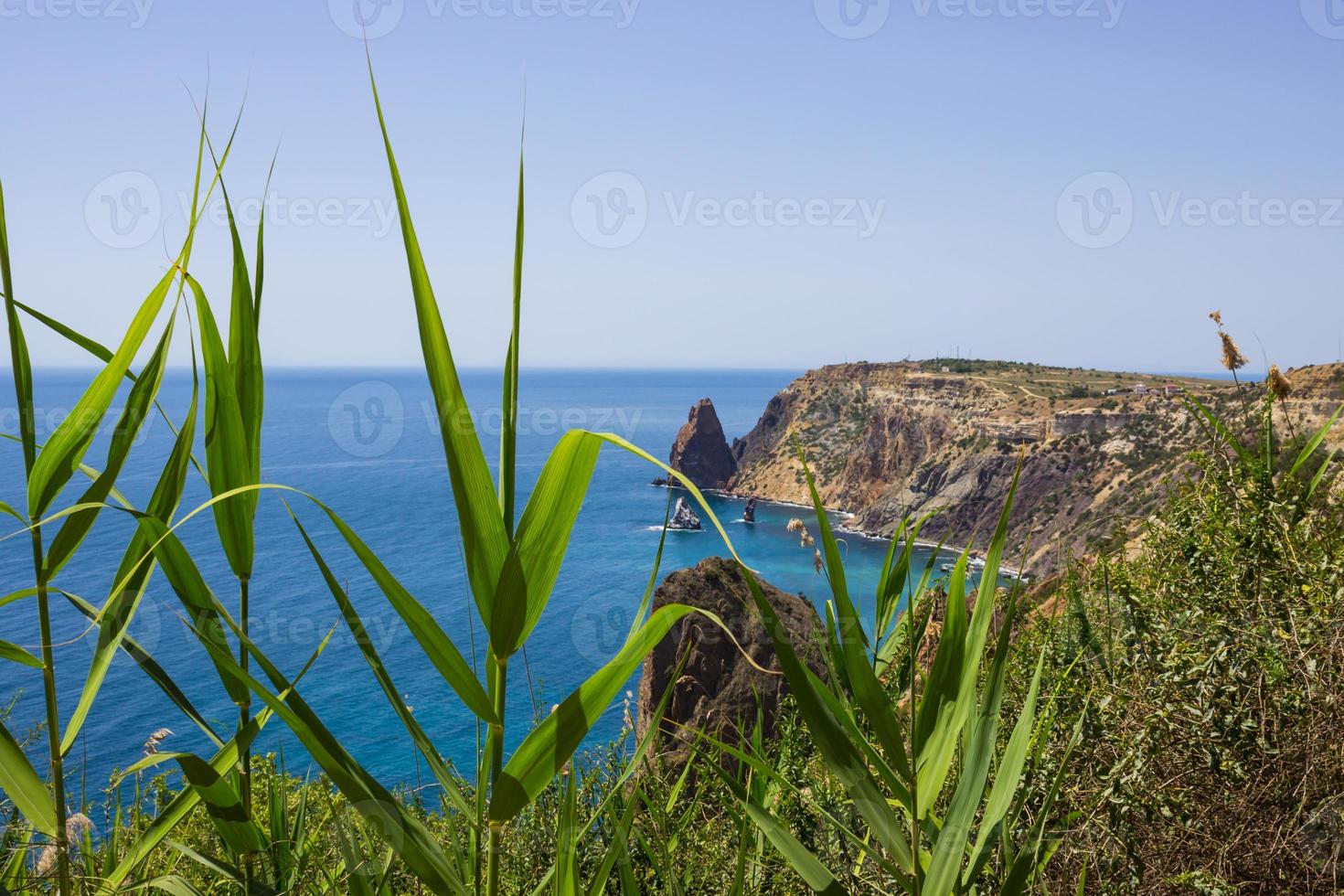 Paisaje marino cerca de Cape Fiolent en Sebastopol Crimea foto