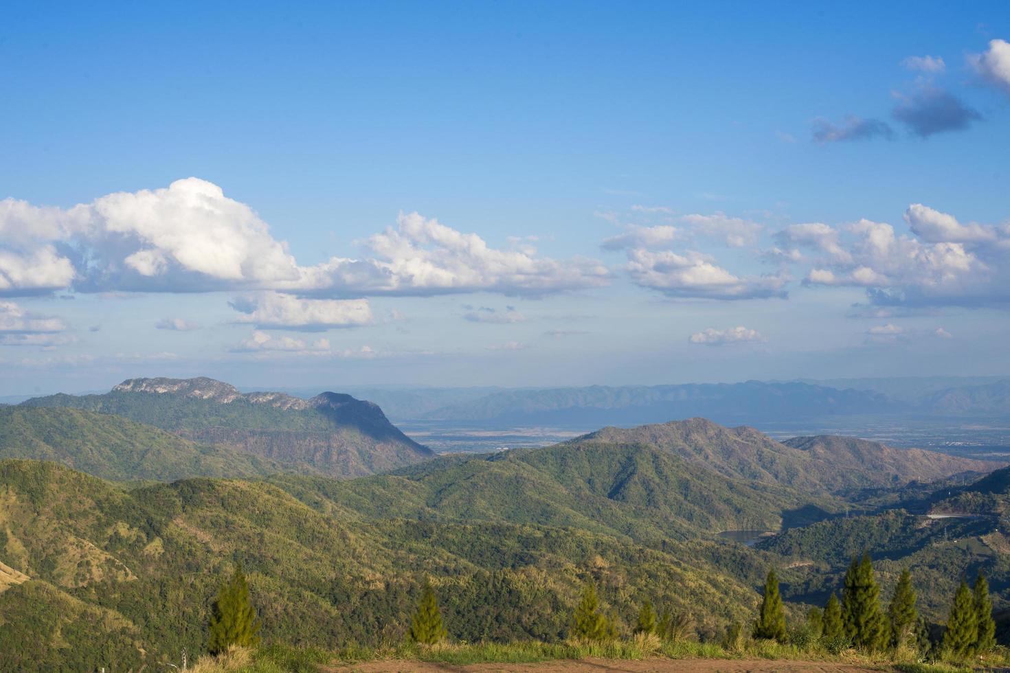 fondo de vista a la montaña foto