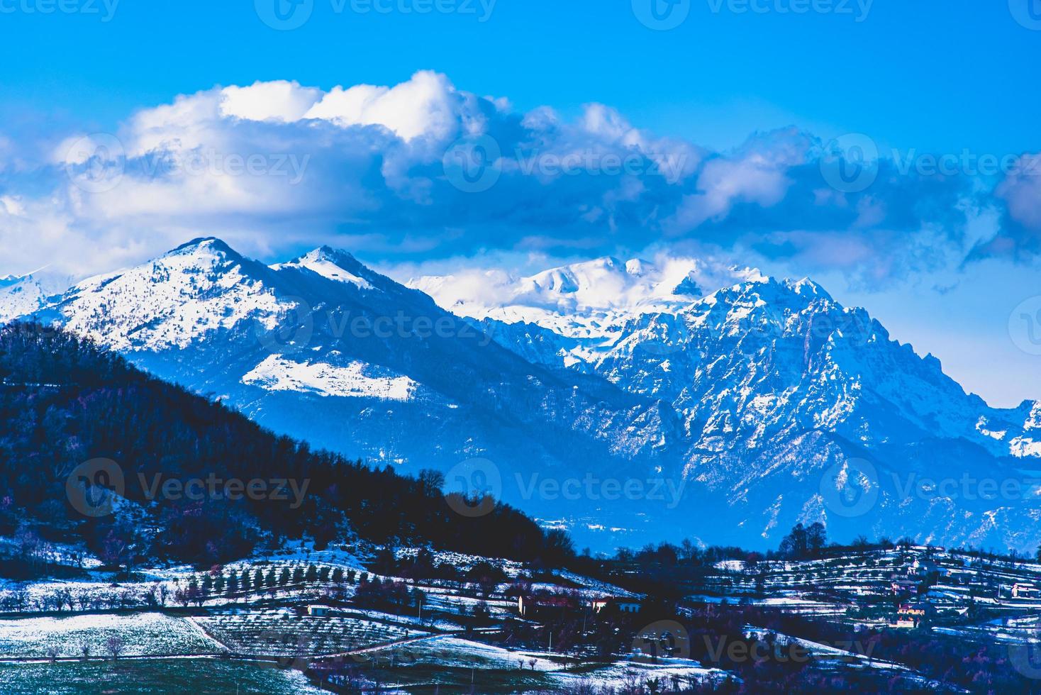 panoramas alpinos nevados foto