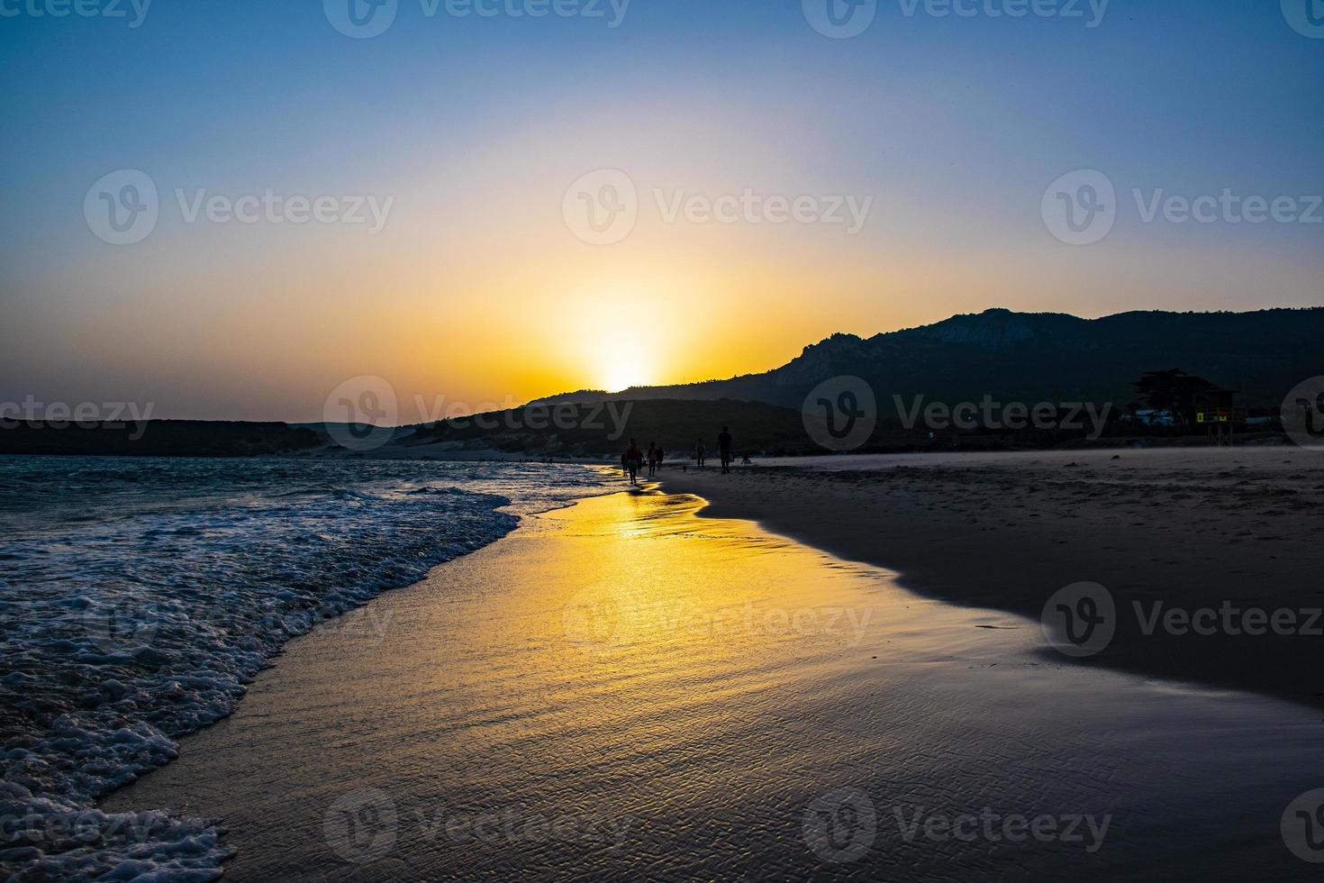 atardecer en bolonia foto