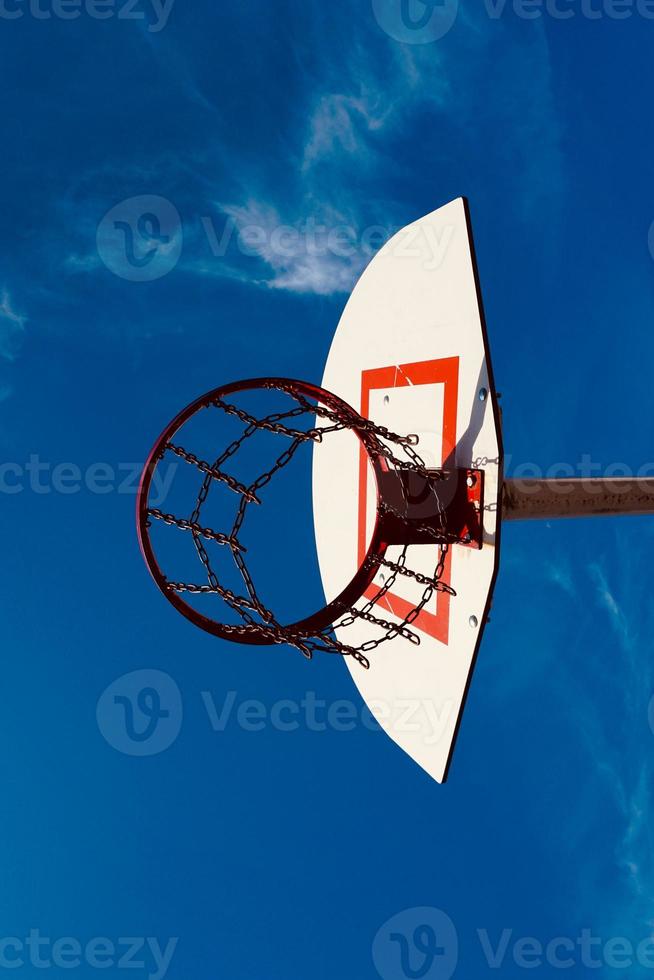 aro de baloncesto callejero foto