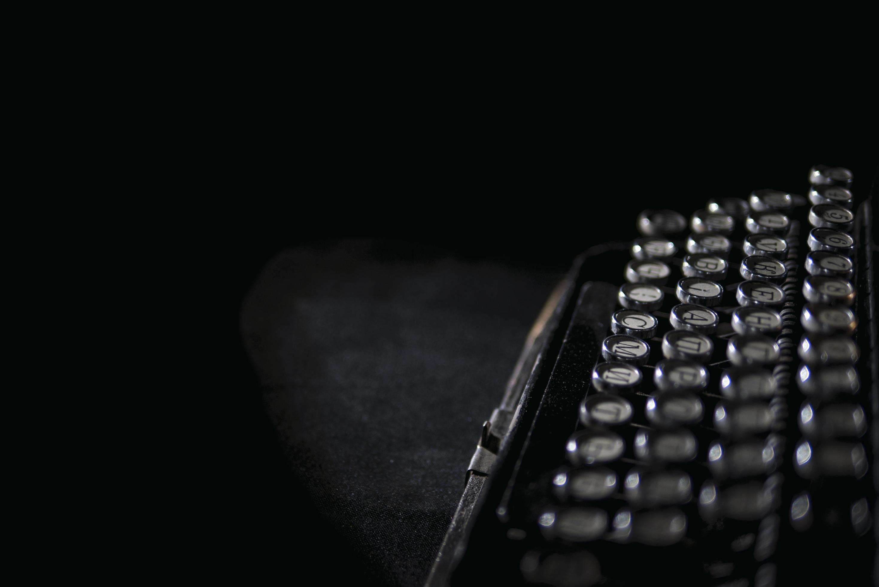 vintage typewriter wallpaper 2545207 Stock Photo at Vecteezy