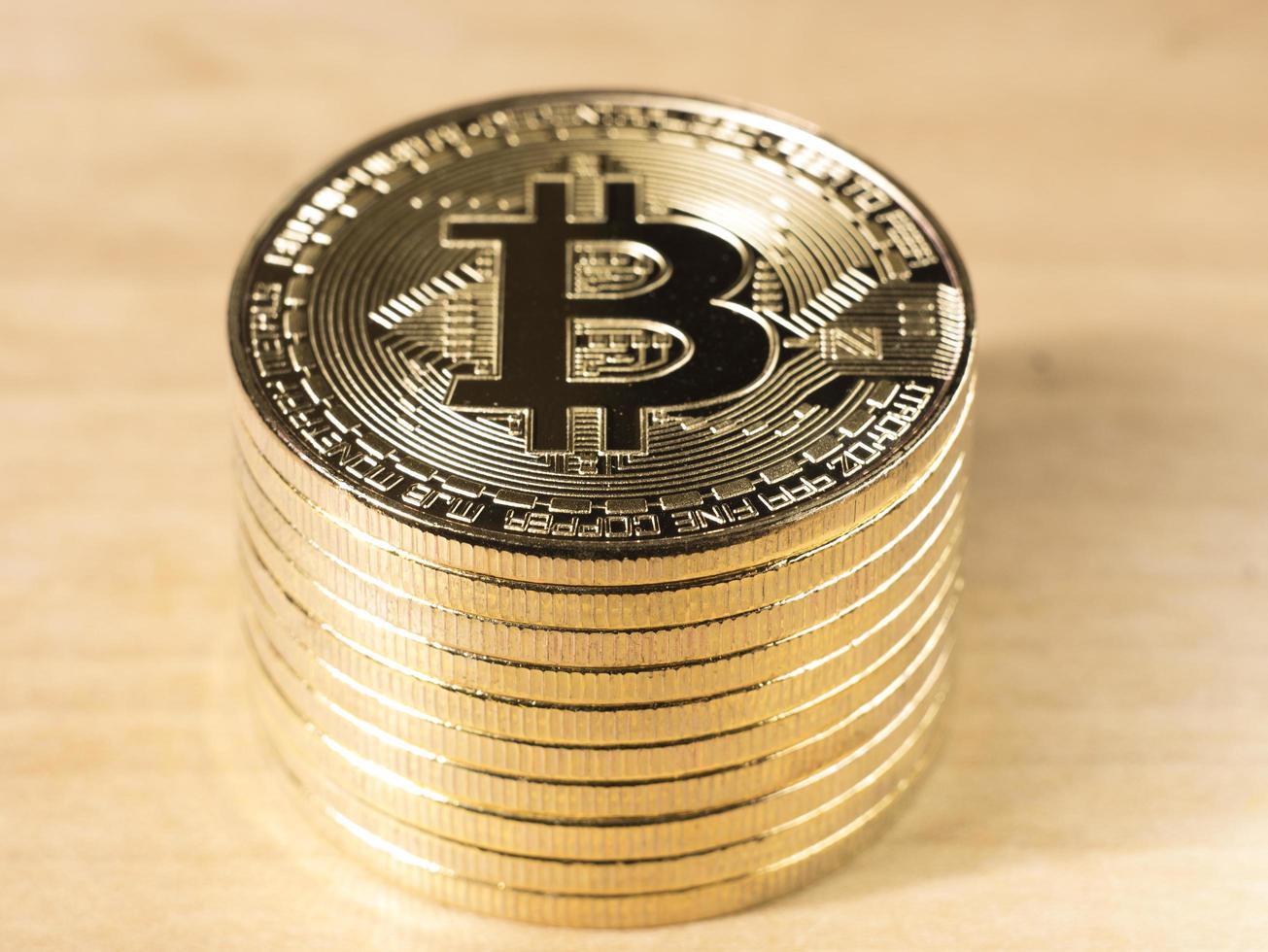 symbol golden Bitcoins wallpaper photo