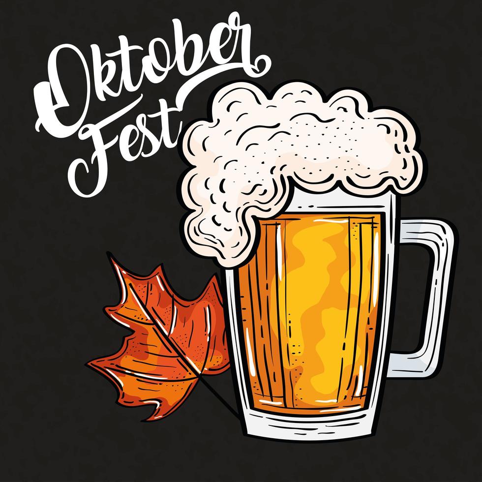 celebración del festival oktoberfest con jarra de cerveza y hojas de otoño vector