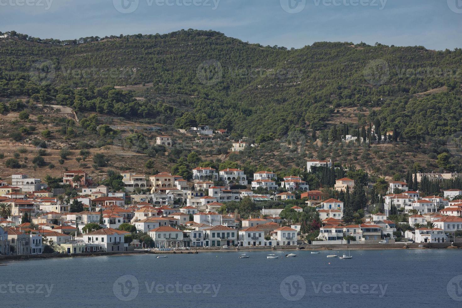 Ciudad histórica en la isla de Spetses, Grecia foto