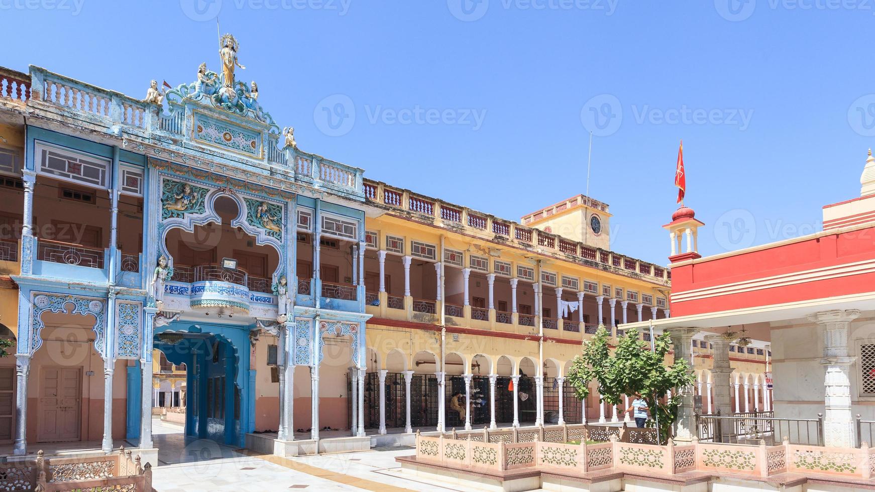 Templo rani sati en jhunjhunu en rajasthan, india foto