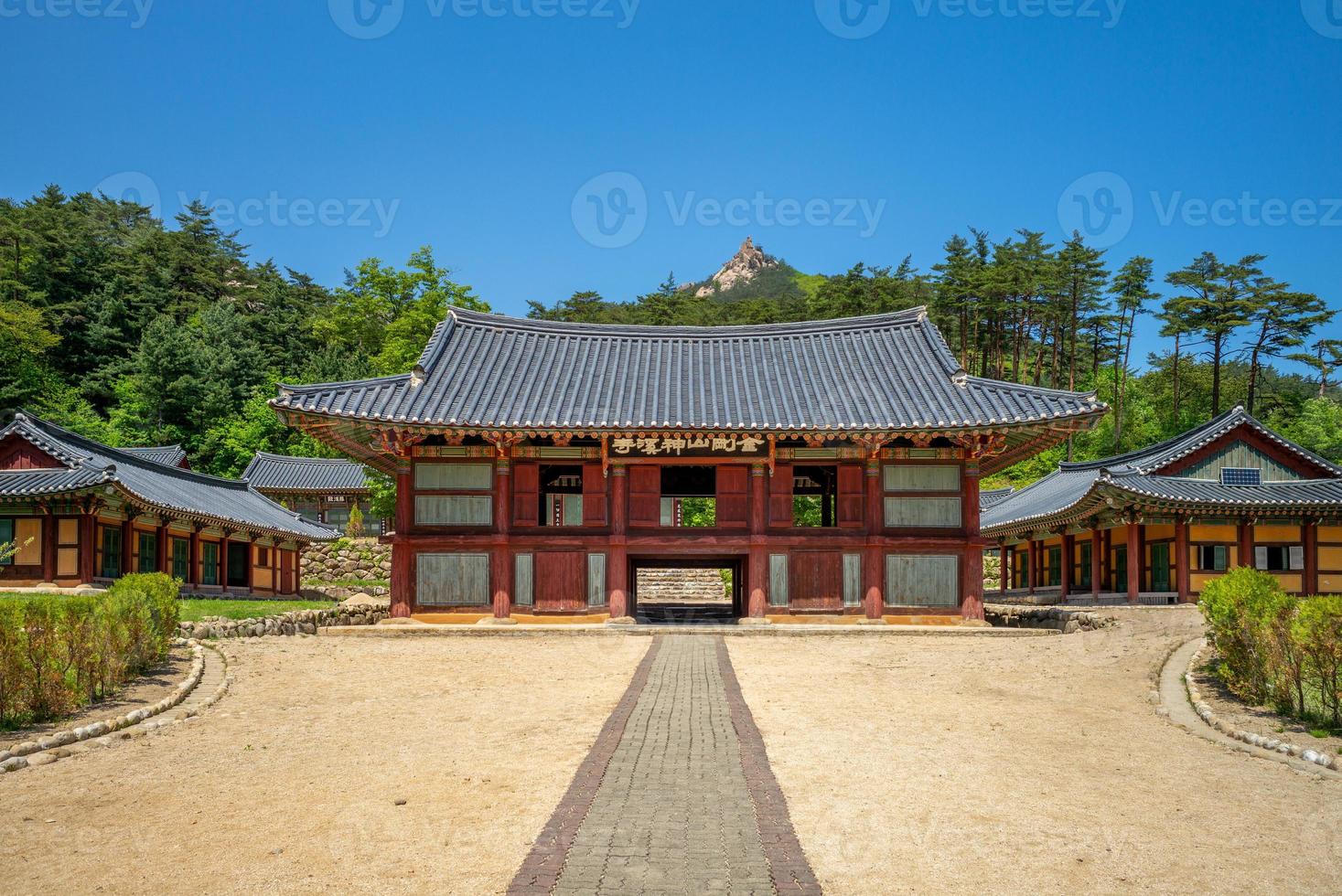 singyesa es un templo budista coreano en corea del norte foto