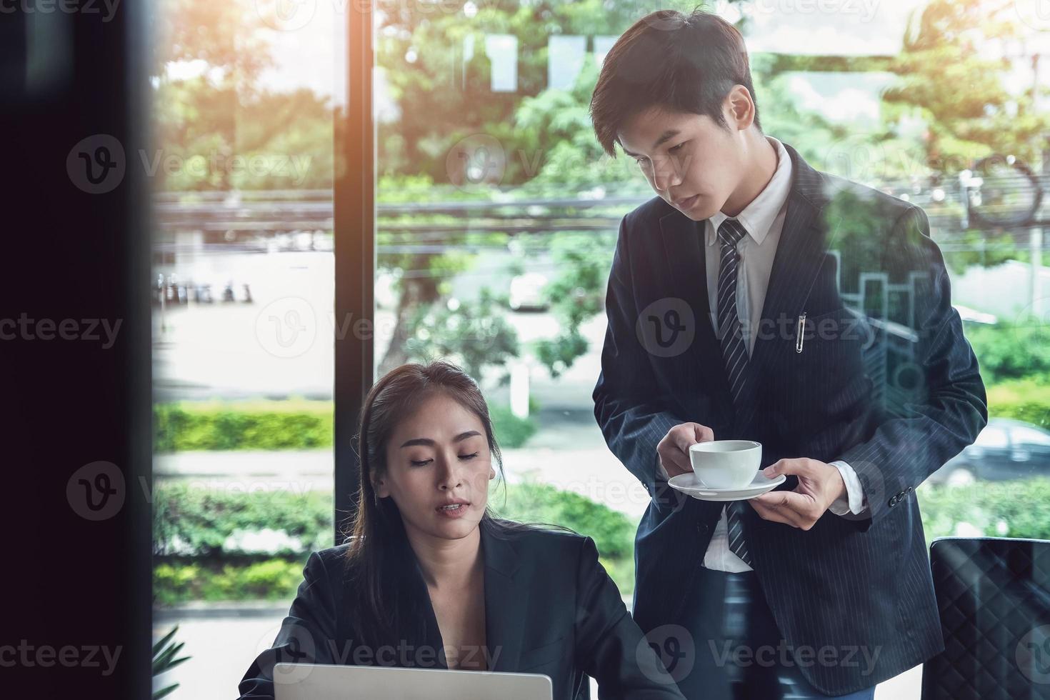 concepto de consulta o investigación de datos de mercado. foto