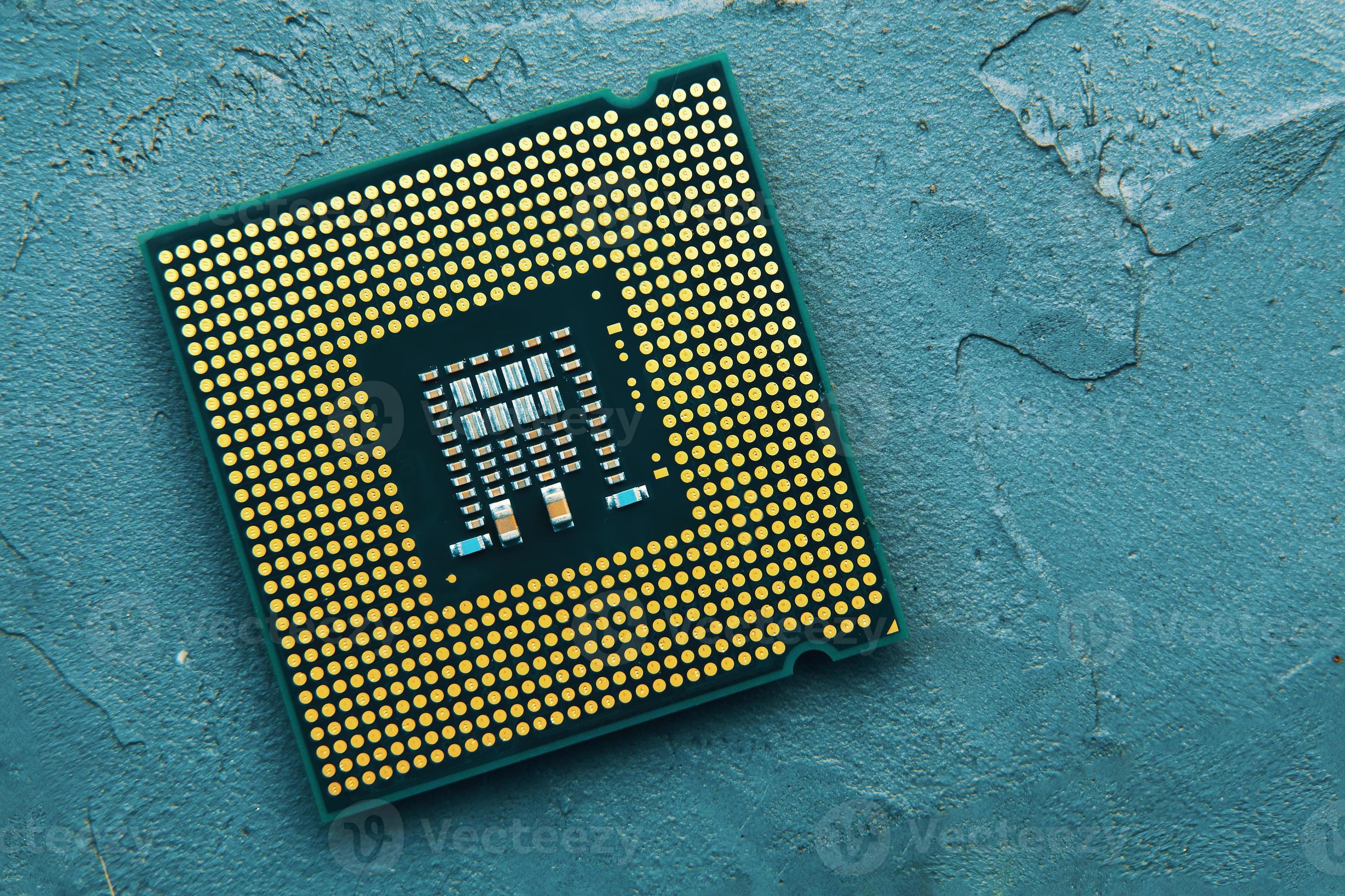 CPU Chip Computer Processor 2571669 Stock Photo at Vecteezy
