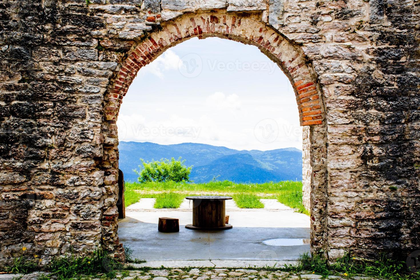 Arch in Forte Interrotto photo