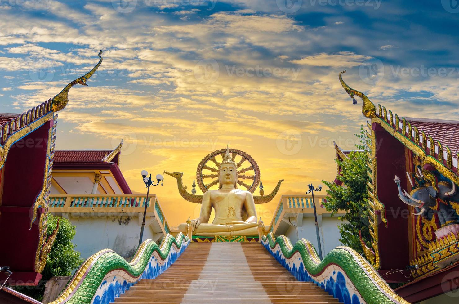 wat phra yai koh samui surat thani tailandia foto