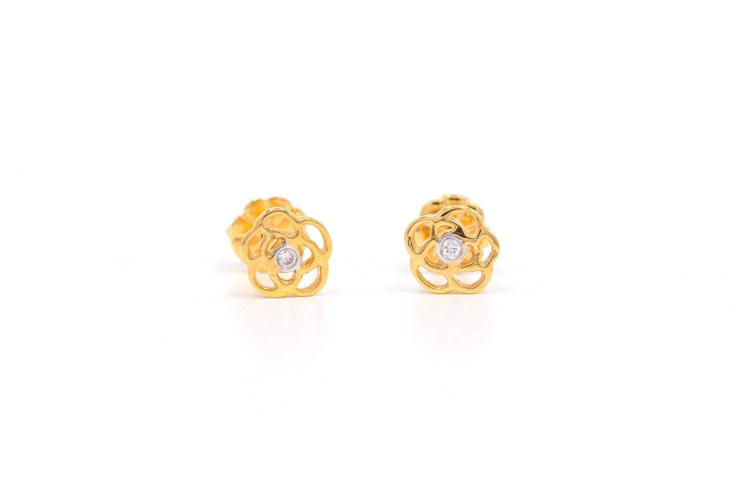 Diamond earring gold photo