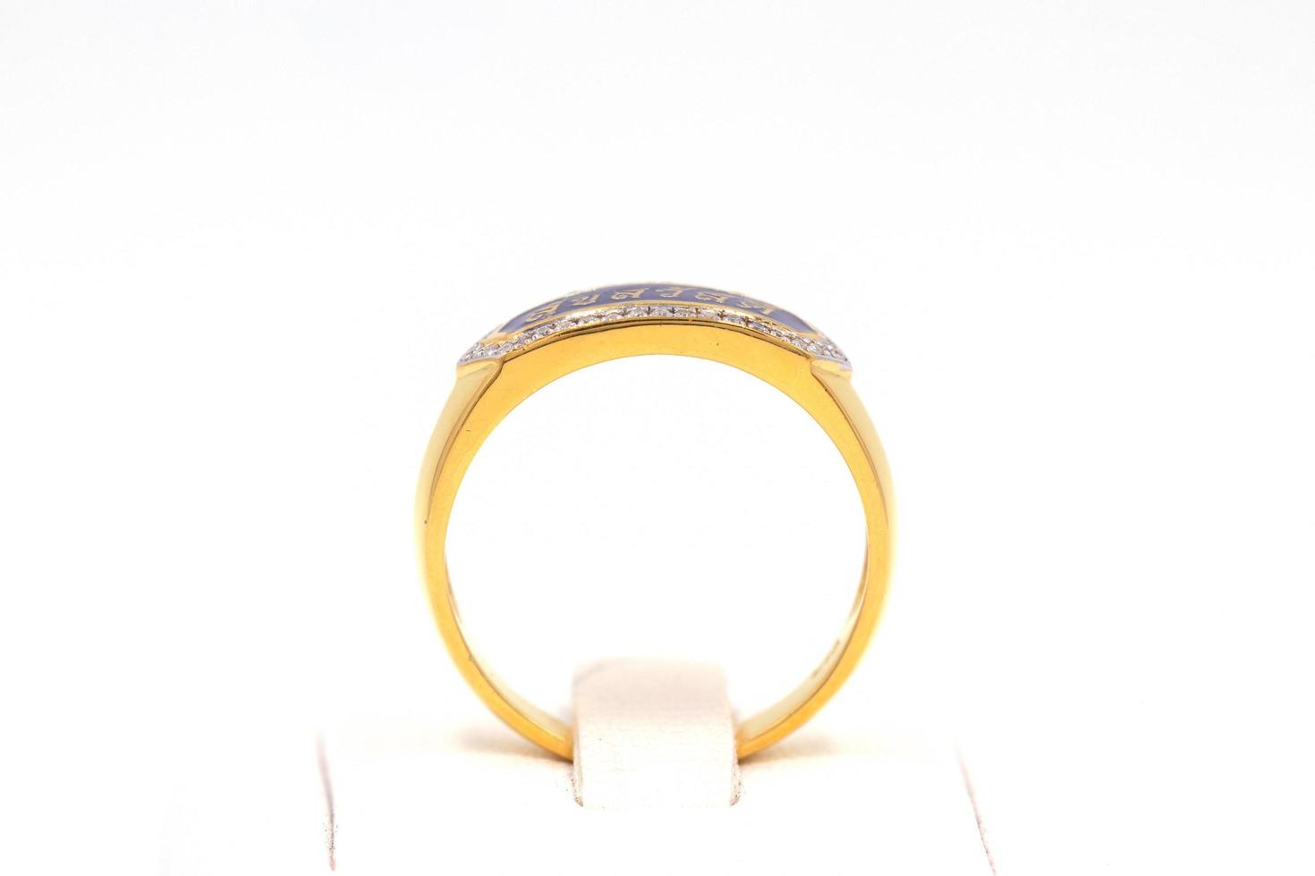 Sir name ring 9k gold photo